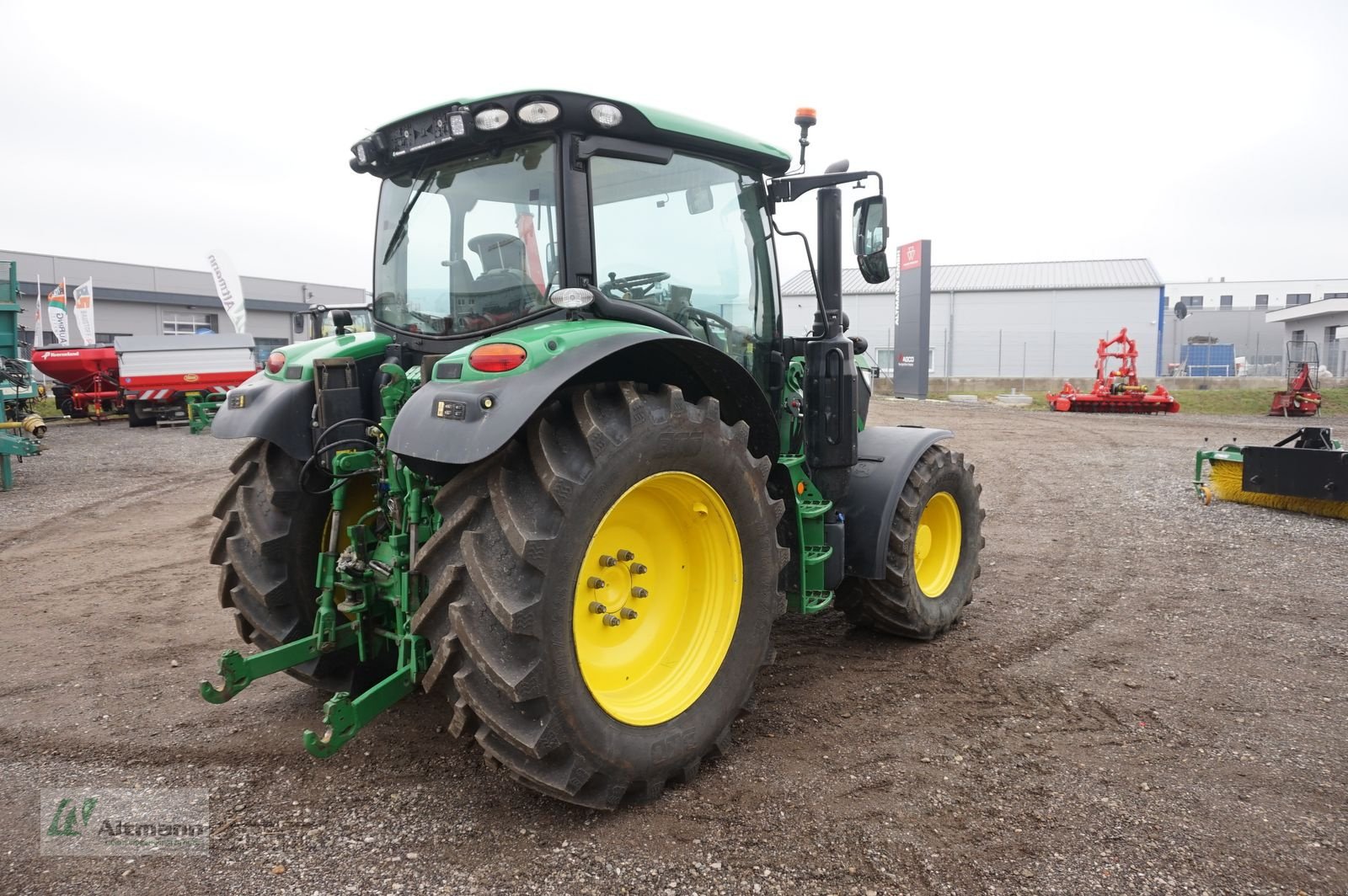 Traktor a típus John Deere 6130R, Gebrauchtmaschine ekkor: Lanzenkirchen (Kép 3)