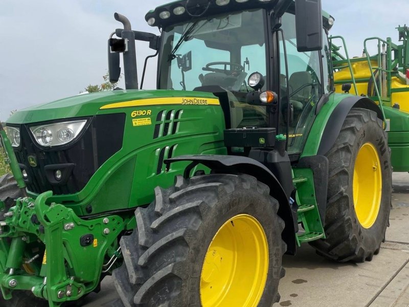 Traktor van het type John Deere 6130R, Gebrauchtmaschine in Wallersdorf (Foto 1)