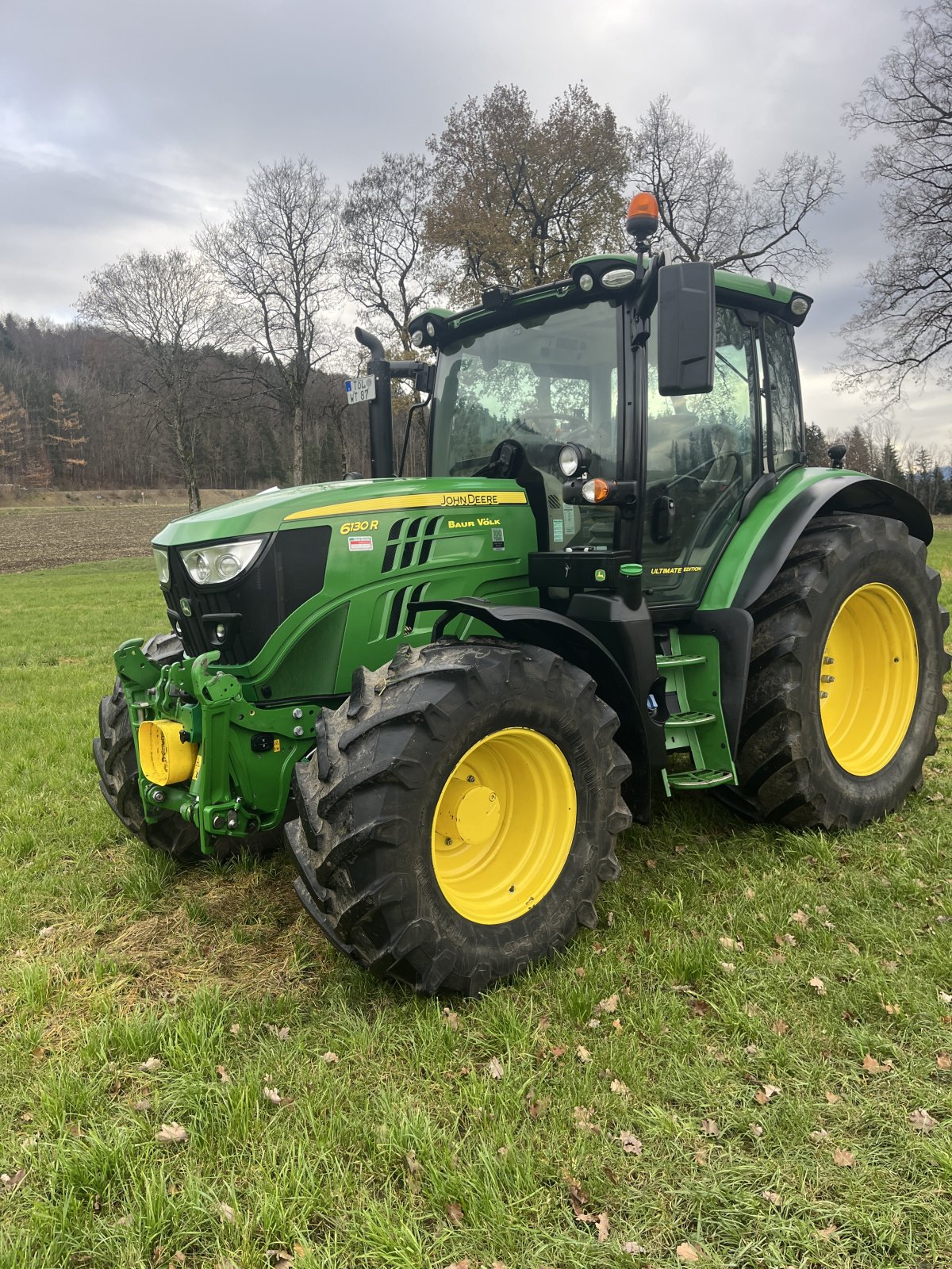 Traktor типа John Deere 6130r, Gebrauchtmaschine в Dietramszell (Фотография 1)