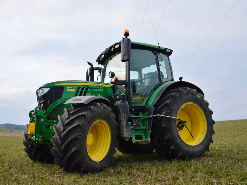 Traktor des Typs John Deere 6130R, Gebrauchtmaschine in hohenpolding (Bild 1)