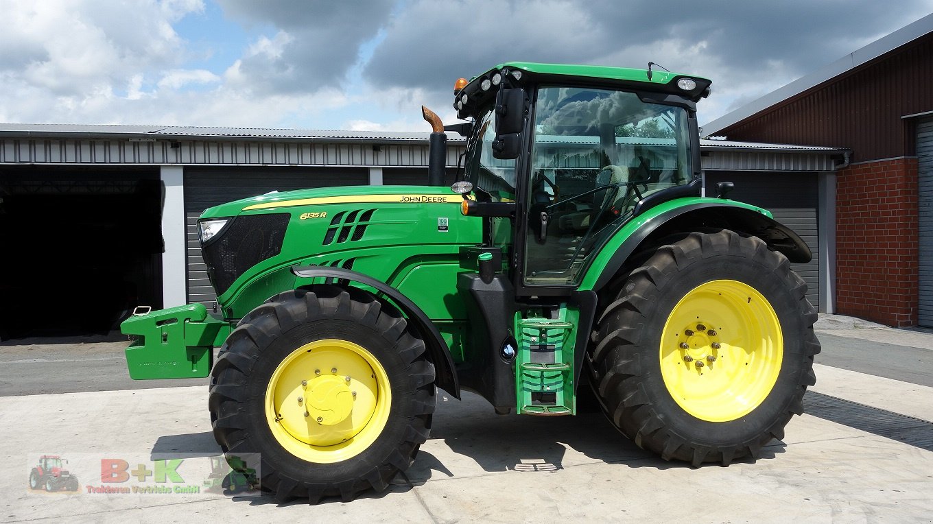 Traktor typu John Deere 6135 R, Gebrauchtmaschine w Kettenkamp (Zdjęcie 2)