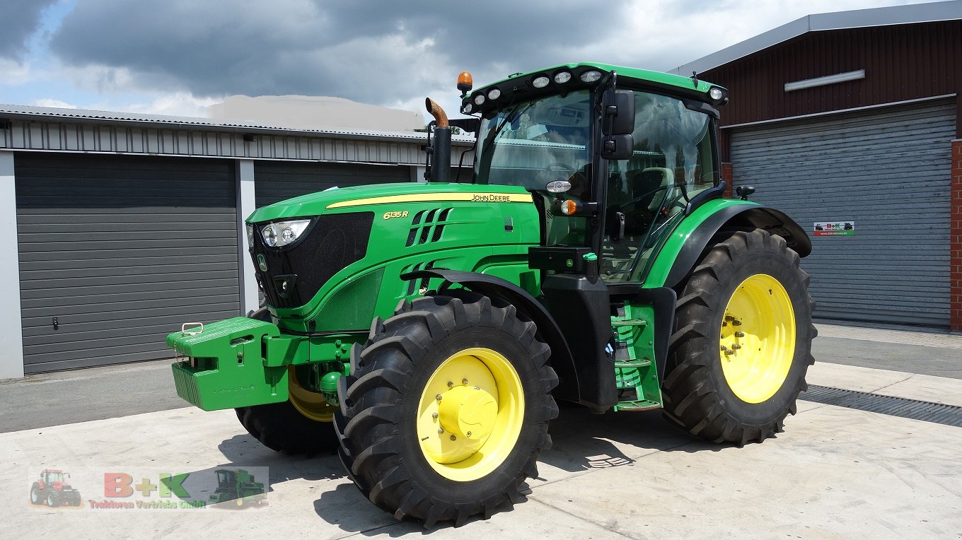 Traktor του τύπου John Deere 6135 R, Gebrauchtmaschine σε Kettenkamp (Φωτογραφία 1)