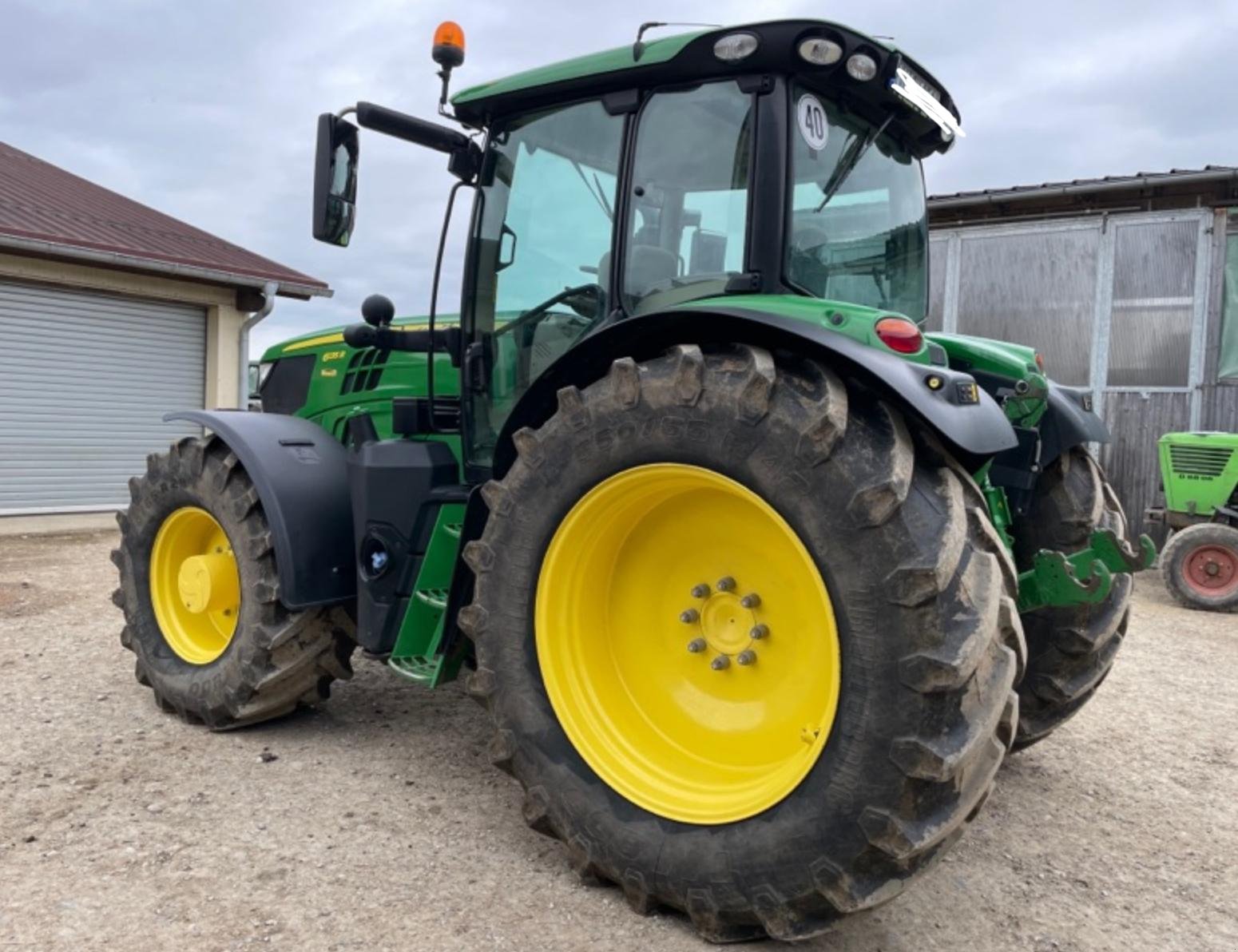 Traktor del tipo John Deere 6135 R, Gebrauchtmaschine en Erkheim (Imagen 3)