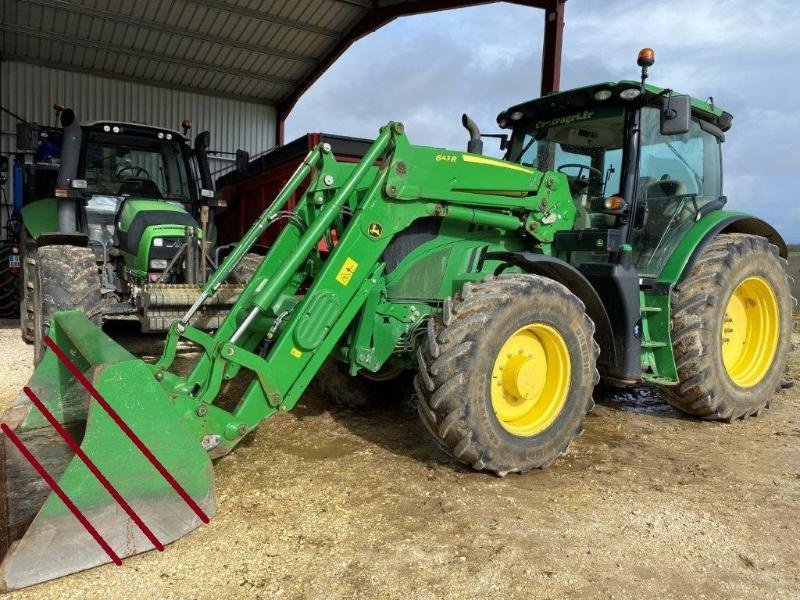 Traktor za tip John Deere 6135R, Gebrauchtmaschine u SAINT-GERMAIN DU PUY