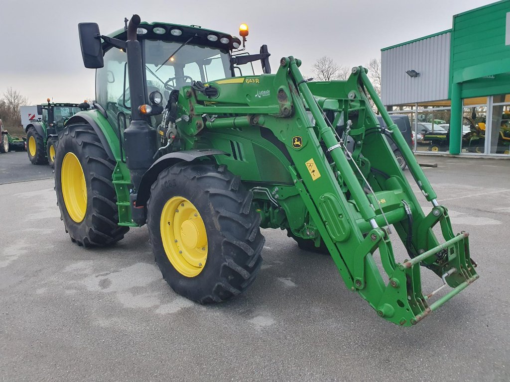 Traktor des Typs John Deere 6135R, Gebrauchtmaschine in DOMFRONT (Bild 1)