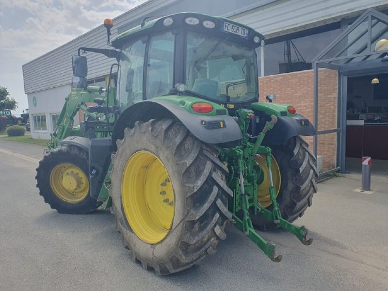 Traktor van het type John Deere 6135R, Gebrauchtmaschine in PITHIVIERS Cedex (Foto 8)