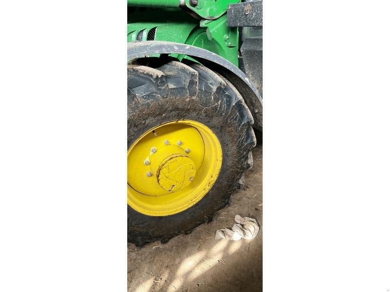 Traktor typu John Deere 6135R, Gebrauchtmaschine w Wargnies Le Grand (Zdjęcie 6)