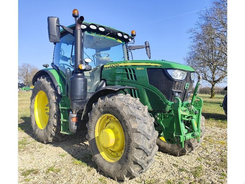 Traktor от тип John Deere 6135R, Gebrauchtmaschine в SAINT GENEST D'AMBIERE (Снимка 1)