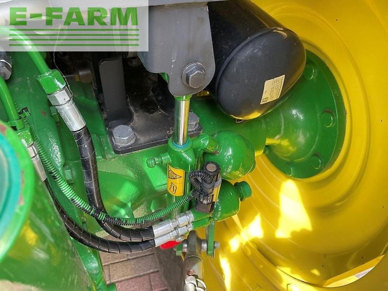 Traktor typu John Deere 6135r, Gebrauchtmaschine w SZEGED (Zdjęcie 16)