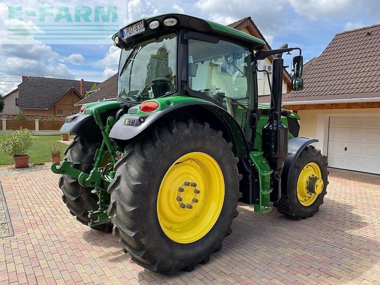 Traktor van het type John Deere 6135r, Gebrauchtmaschine in SZEGED (Foto 5)