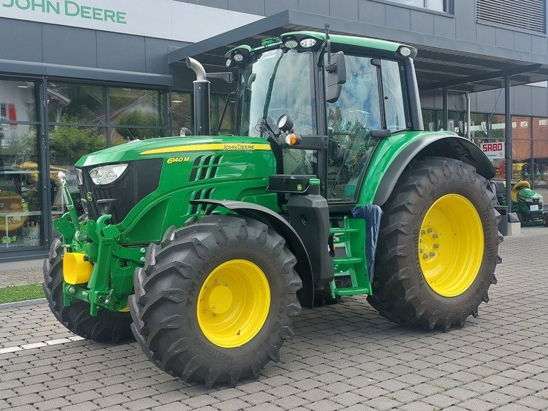 Traktor of the type John Deere 6140M, Vorführmaschine in Ersingen (Picture 1)