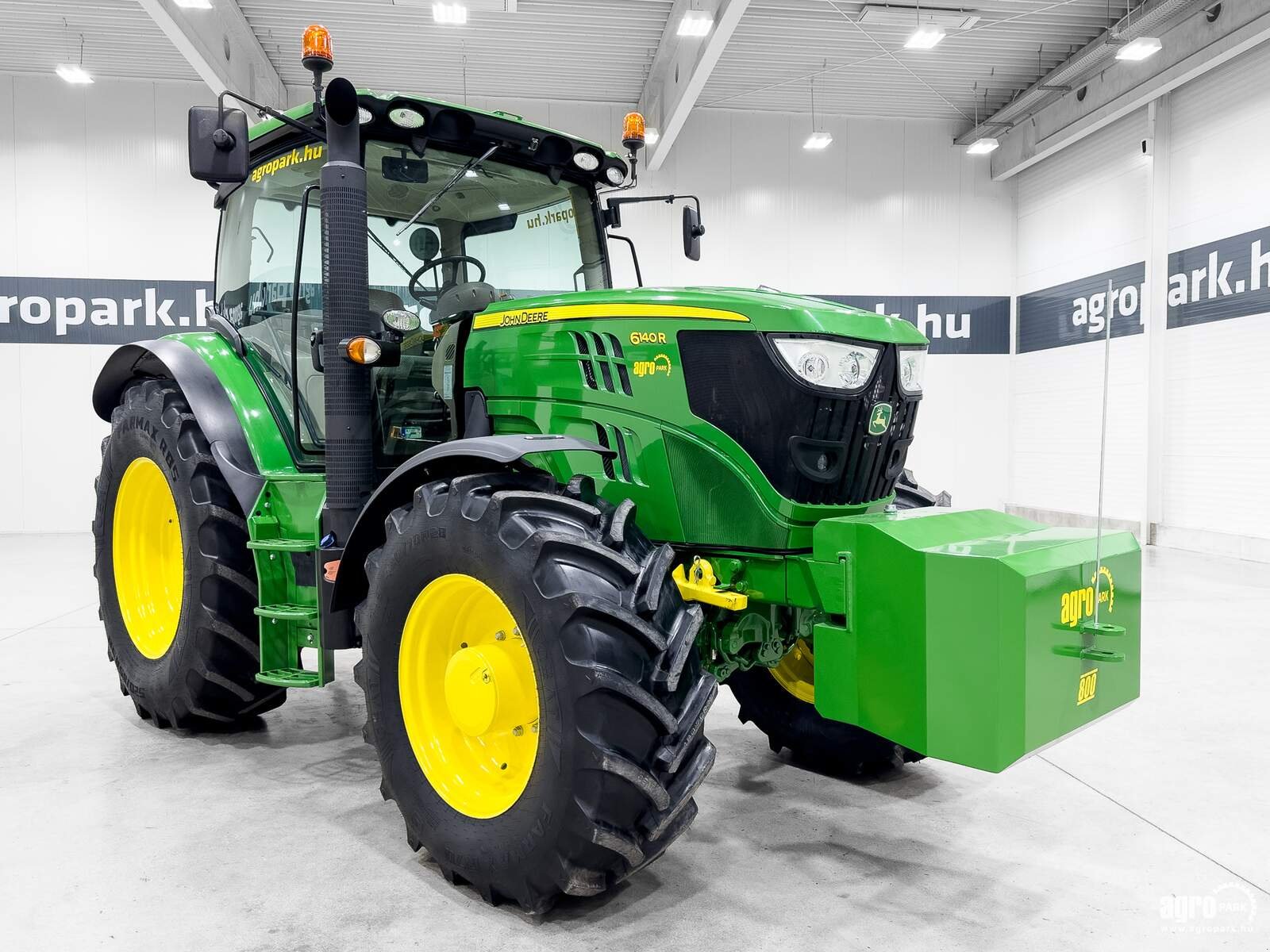 Traktor του τύπου John Deere 6140R, Gebrauchtmaschine σε Csengele (Φωτογραφία 2)