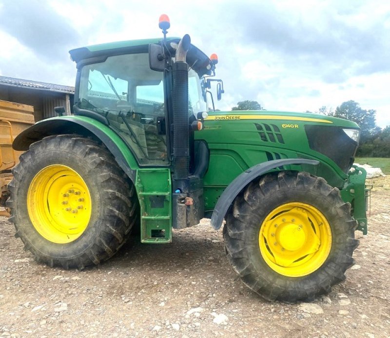 Traktor tip John Deere 6140R, Gebrauchtmaschine in LE PONT CHRETIEN (Poză 1)