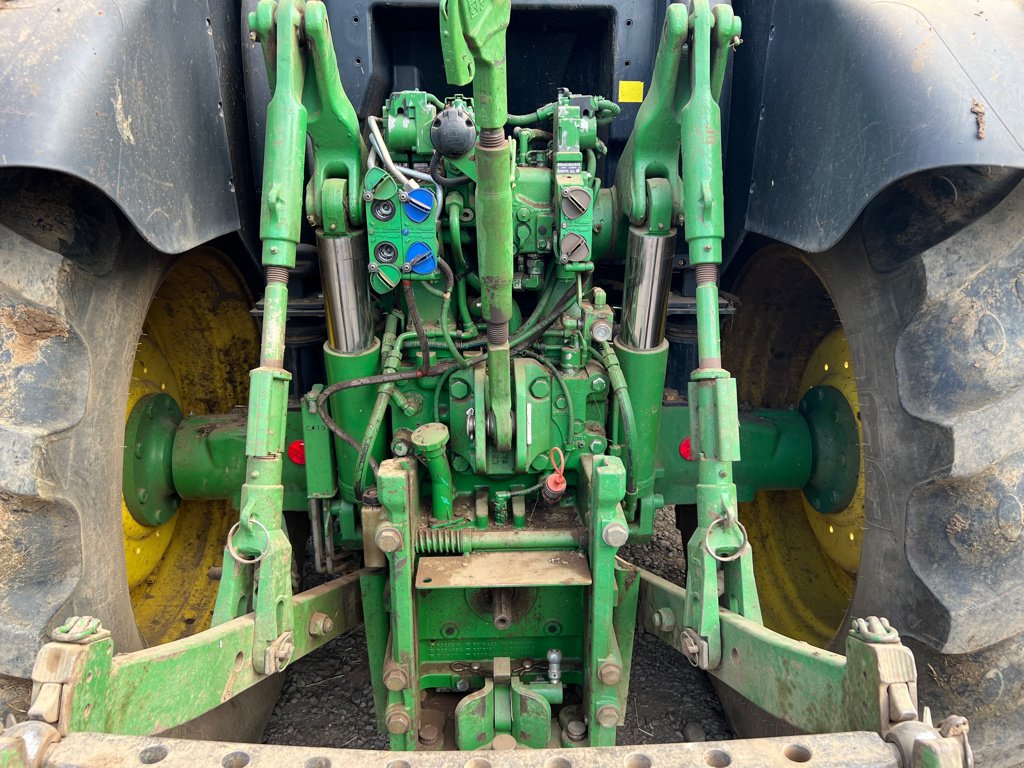 Traktor of the type John Deere 6140R, Gebrauchtmaschine in MAURIAC (Picture 10)