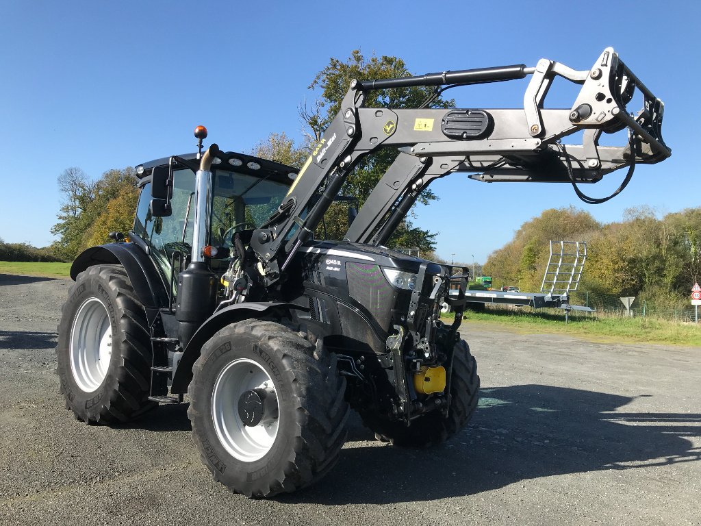 Traktor du type John Deere 6145 R BLACK EDITION AUTOTRAC COMPLET + CHARGEUR, Gebrauchtmaschine en UZERCHE (Photo 1)