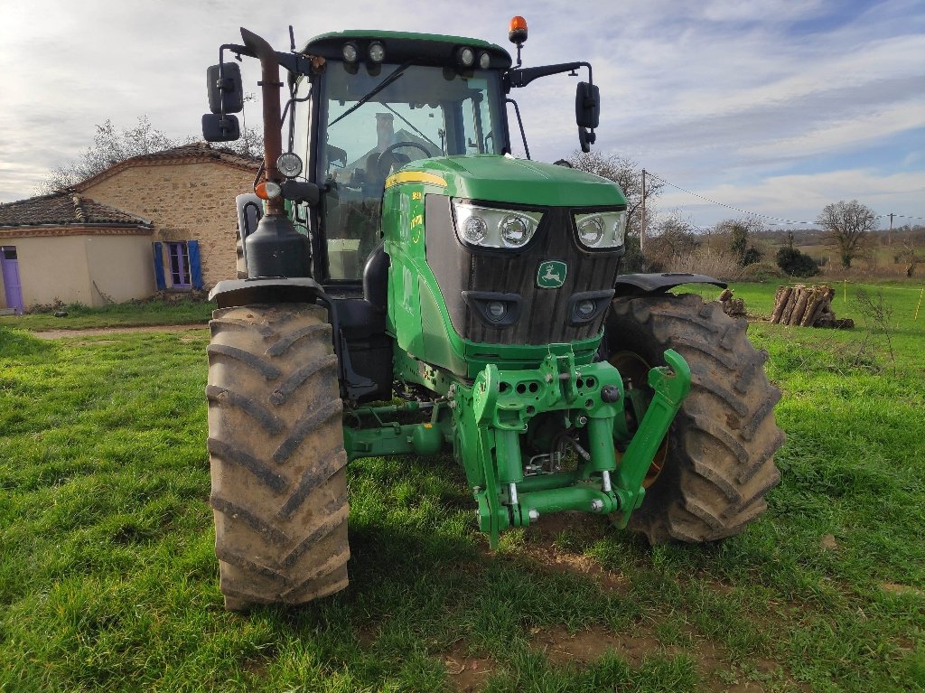 Traktor типа John Deere 6145M, Gebrauchtmaschine в MORLHON LE HAUT (Фотография 2)