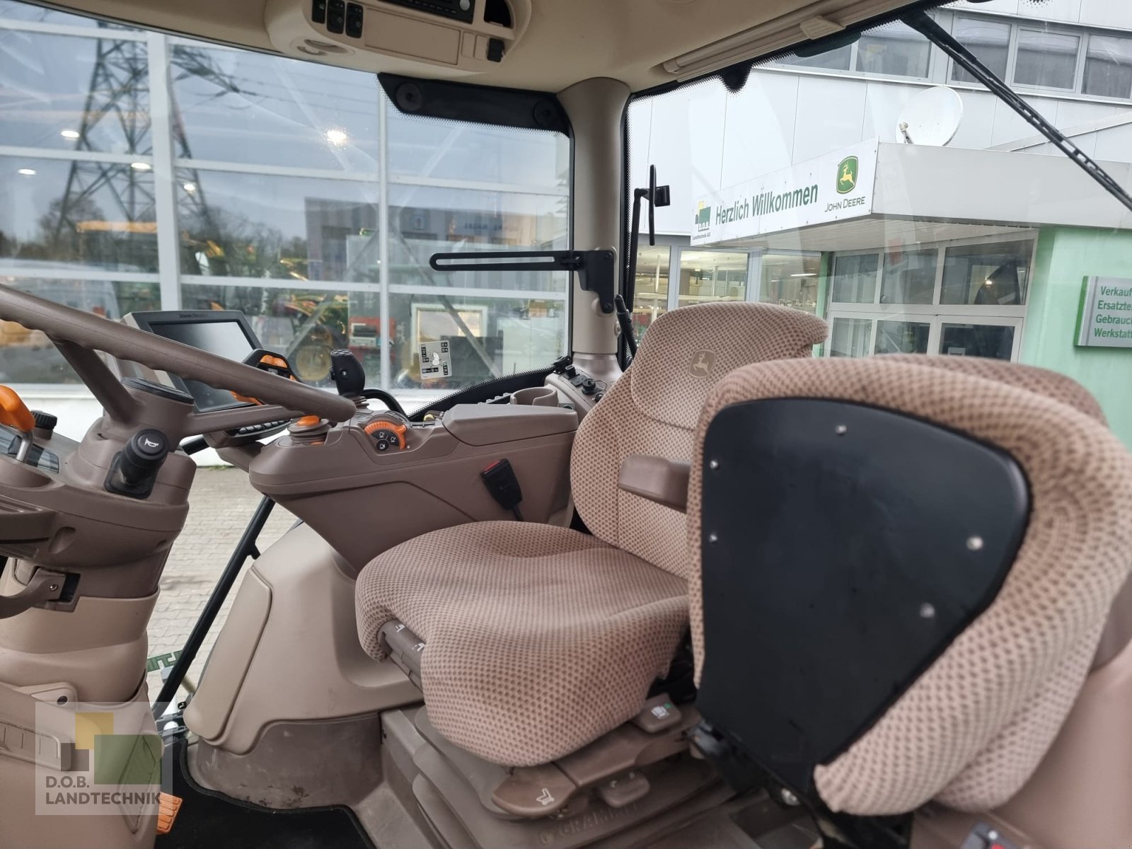 Traktor tipa John Deere 6145R 6145 R, Gebrauchtmaschine u Regensburg (Slika 14)