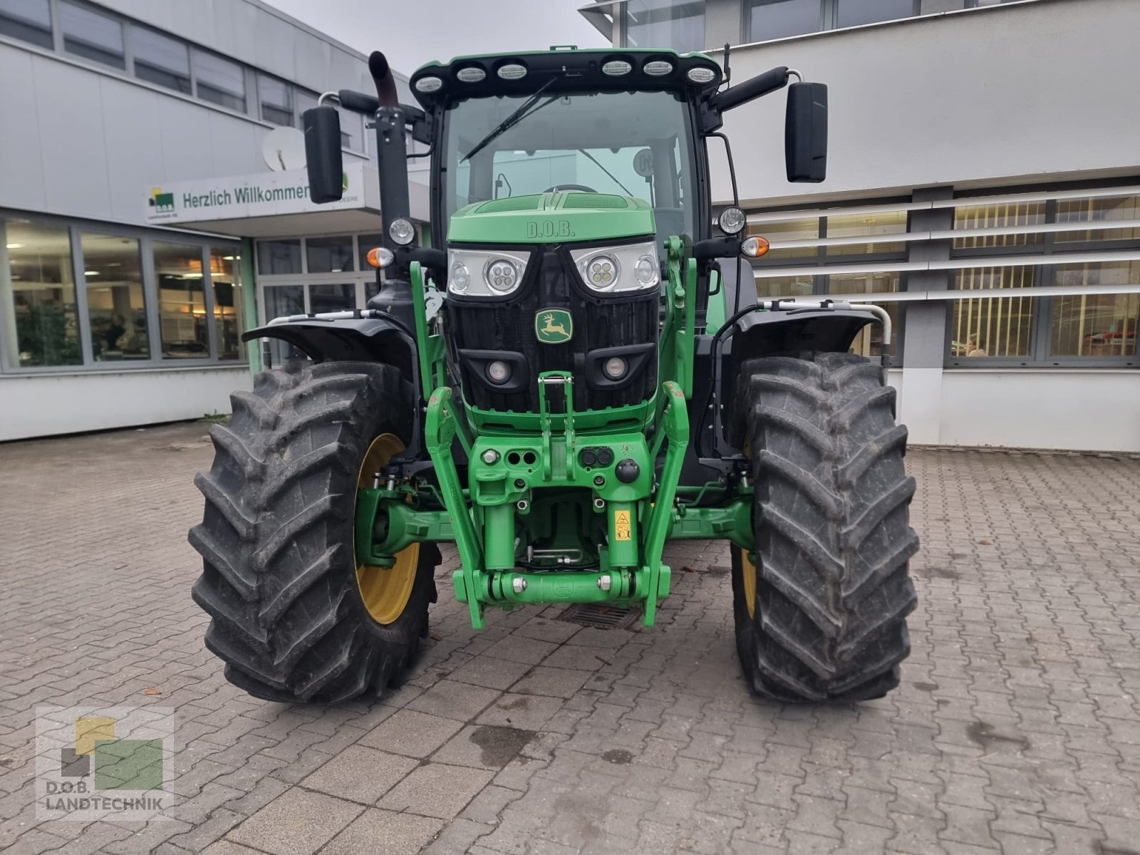 Traktor tipa John Deere 6145R 6145 R, Gebrauchtmaschine u Regensburg (Slika 2)