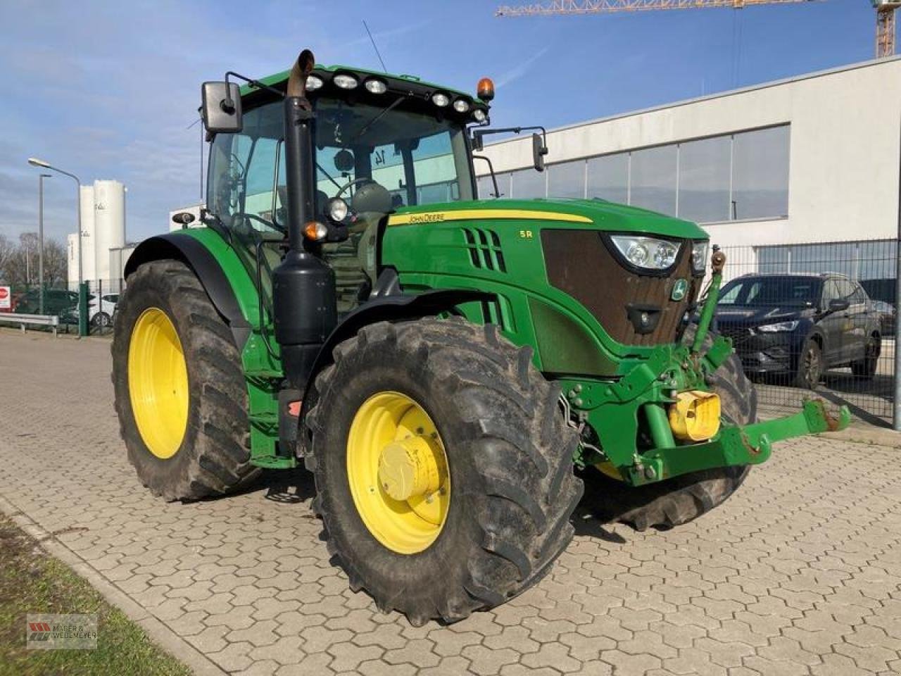 Traktor Türe ait John Deere 6145R MIT FRONTZAPFWELLE, Gebrauchtmaschine içinde Oyten (resim 3)