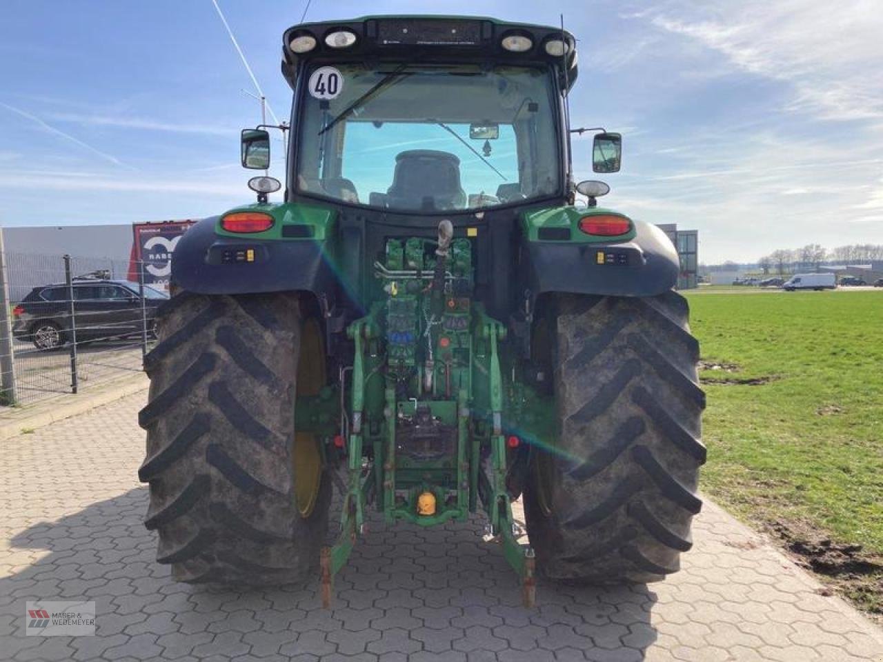 Traktor Türe ait John Deere 6145R MIT FRONTZAPFWELLE, Gebrauchtmaschine içinde Oyten (resim 5)