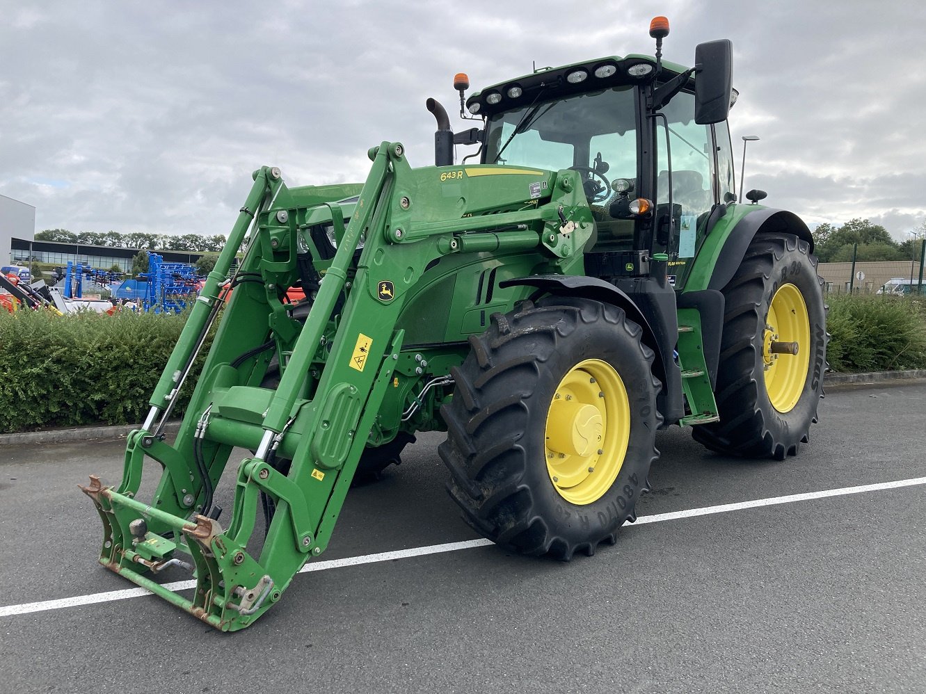 Traktor typu John Deere 6145R, Gebrauchtmaschine v CINTHEAUX (Obrázek 1)