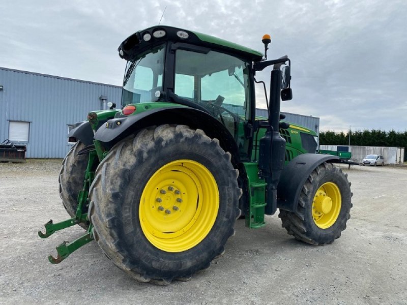 Traktor des Typs John Deere 6145R, Gebrauchtmaschine in LE PONT CHRETIEN (Bild 8)