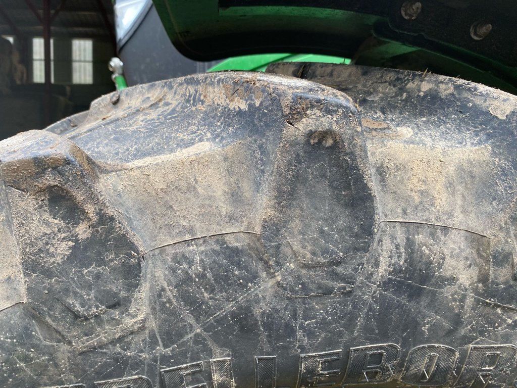 Traktor tip John Deere 6145R, Gebrauchtmaschine in MAURIAC (Poză 7)