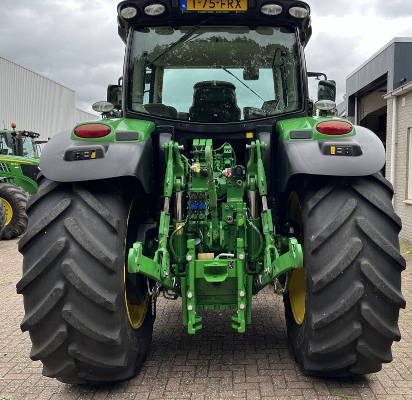 Traktor typu John Deere 6145R, Gebrauchtmaschine w Staphorst (Zdjęcie 3)