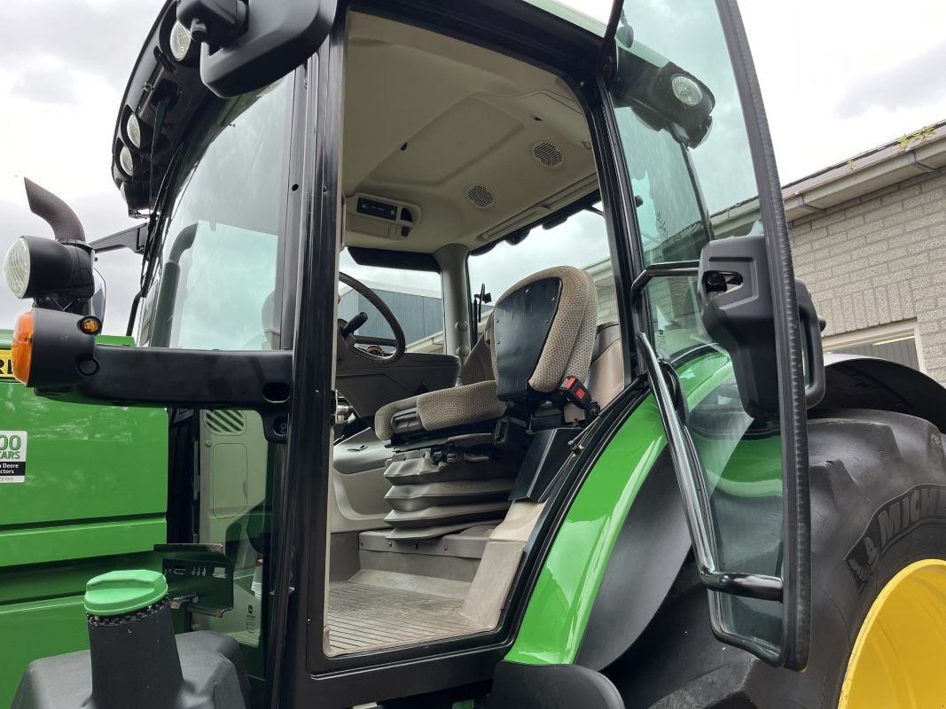 Traktor van het type John Deere 6145R, Gebrauchtmaschine in Staphorst (Foto 10)