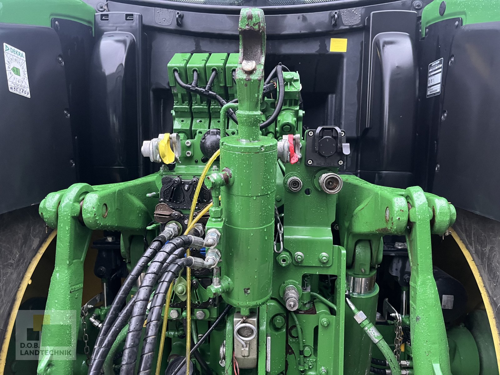 Traktor типа John Deere 6145R, Gebrauchtmaschine в Langweid am Lech (Фотография 10)