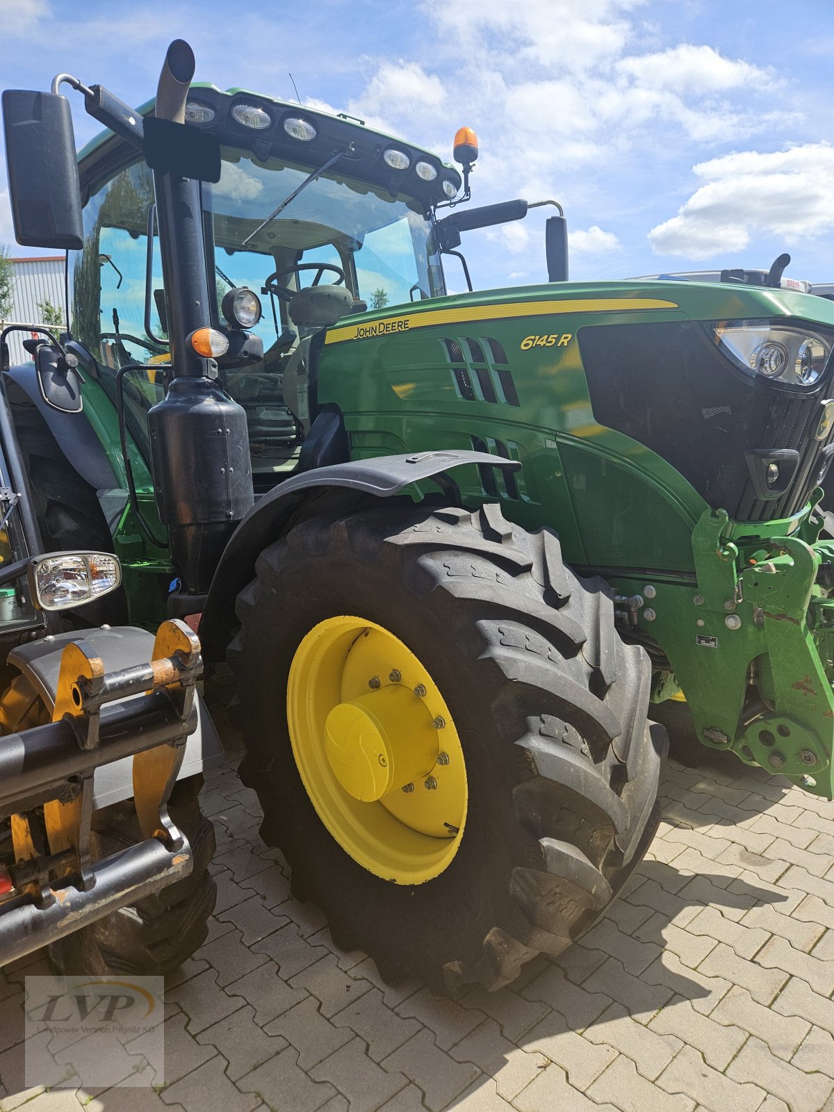 Traktor типа John Deere 6145R, Gebrauchtmaschine в Hohenau (Фотография 4)