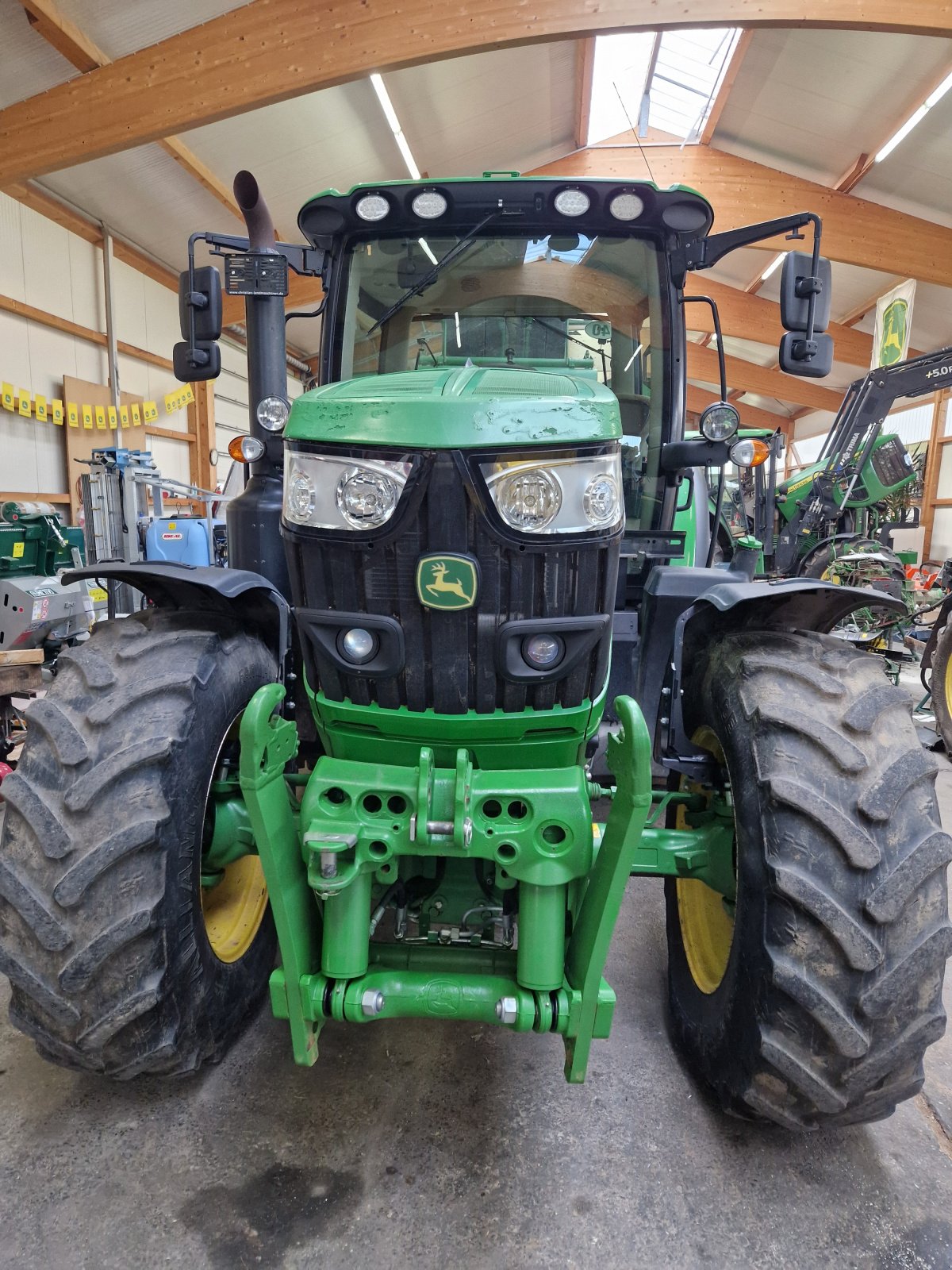 Traktor of the type John Deere 6145R, Gebrauchtmaschine in Bad Sobernheim (Picture 2)