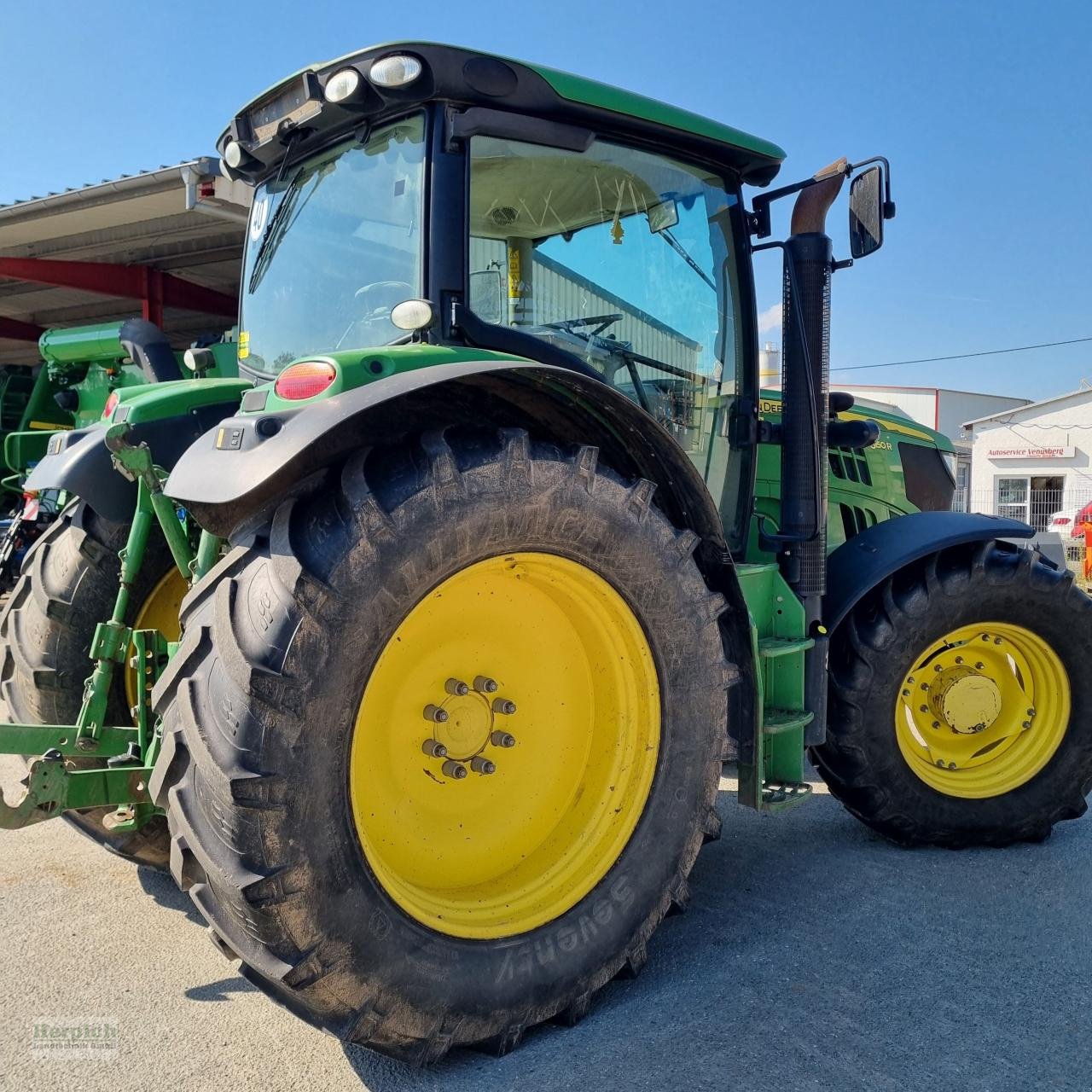 Traktor van het type John Deere 6150 R, Gebrauchtmaschine in Drebach (Foto 2)