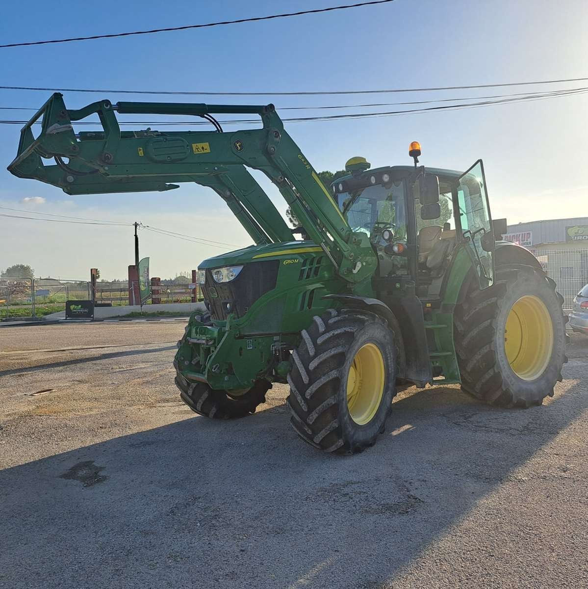 Traktor типа John Deere 6150M, Gebrauchtmaschine в UCHAUD (Фотография 2)