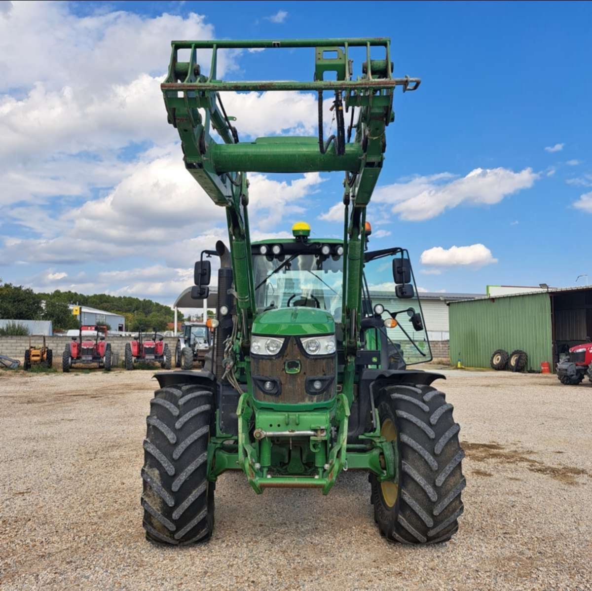 Traktor des Typs John Deere 6150M, Gebrauchtmaschine in UCHAUD (Bild 3)