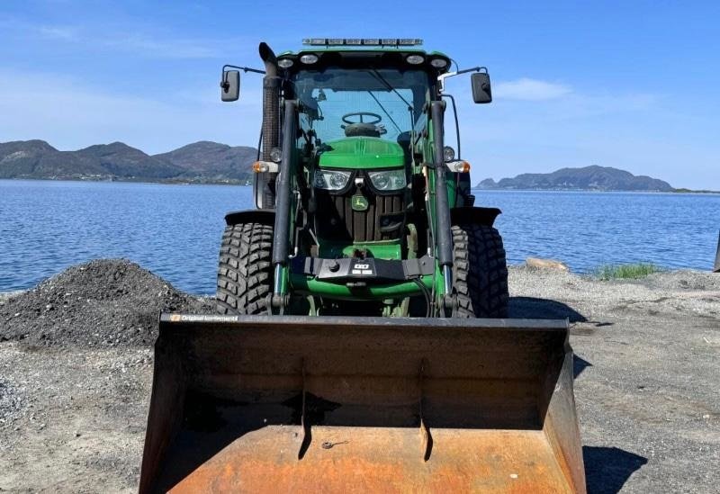 Traktor des Typs John Deere 6150R Frontlæsser. Quicke Alo Q66. AutoPower. TLS. Front lift. Ring til Ulrik på 40255544. Jeg snakker Jysk., Gebrauchtmaschine in Kolding (Bild 3)