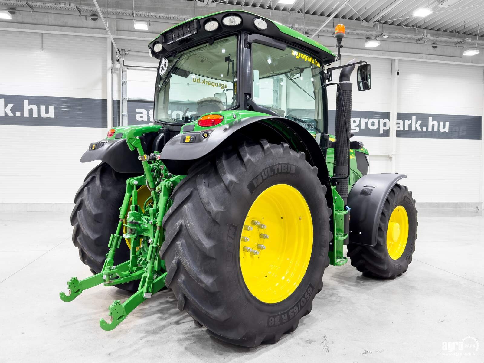 Traktor typu John Deere 6150R TLS, Gebrauchtmaschine w Csengele (Zdjęcie 3)