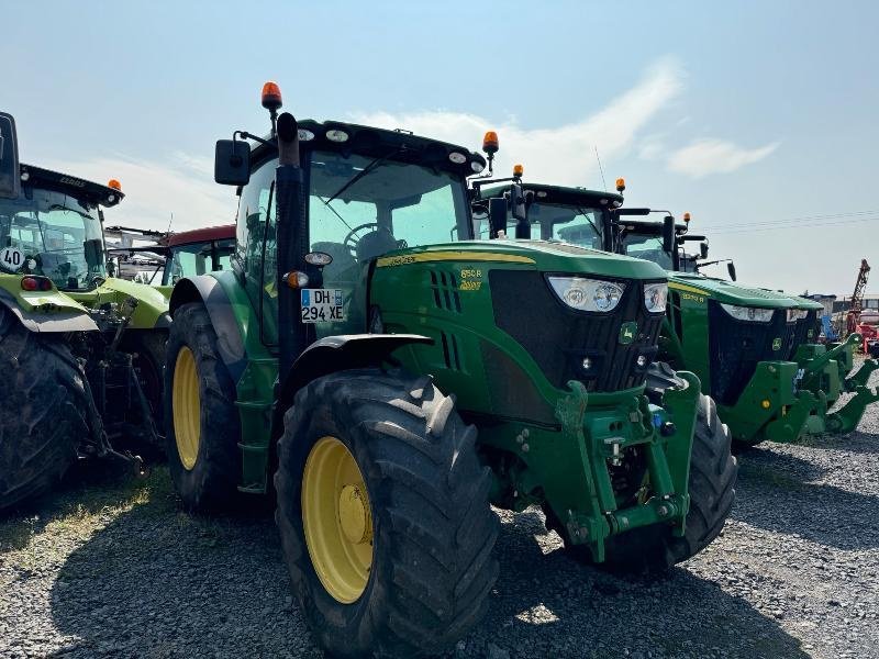 Traktor типа John Deere 6150R, Gebrauchtmaschine в Richebourg (Фотография 3)