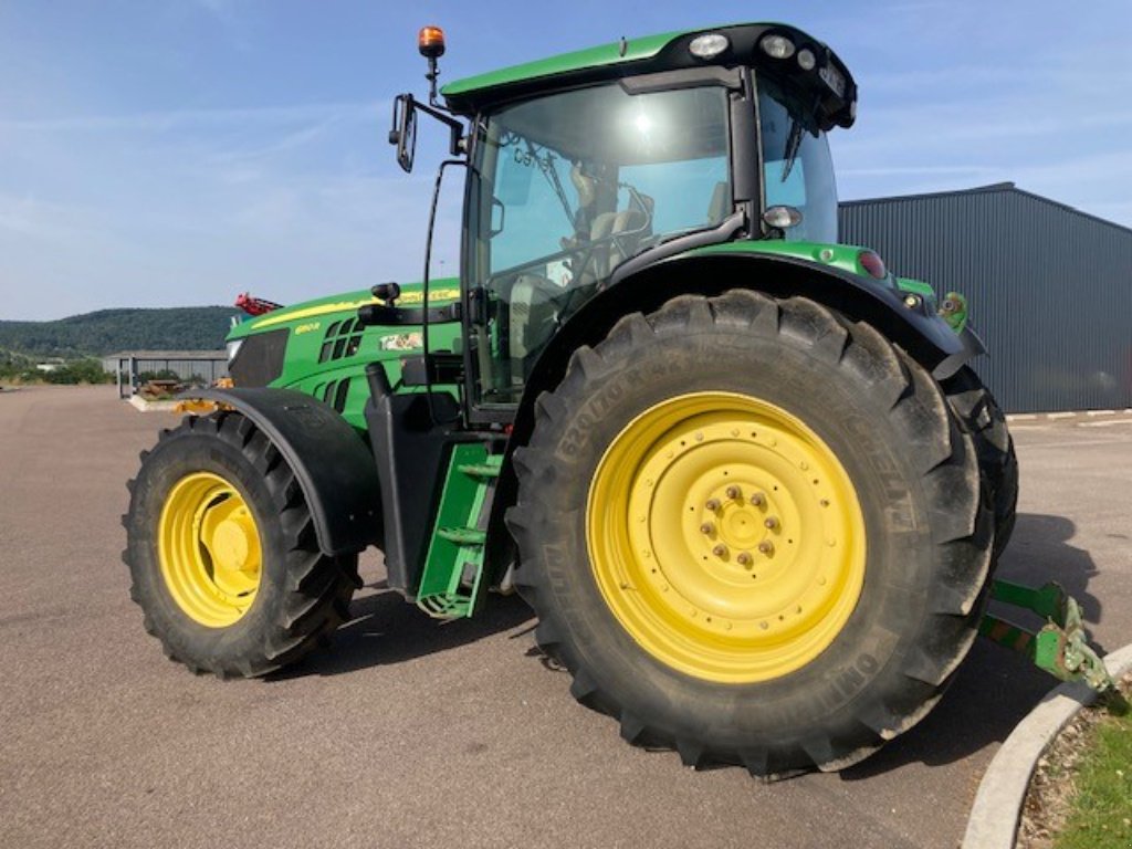 Traktor typu John Deere 6150R, Gebrauchtmaschine w Bar sur Aube (Zdjęcie 8)