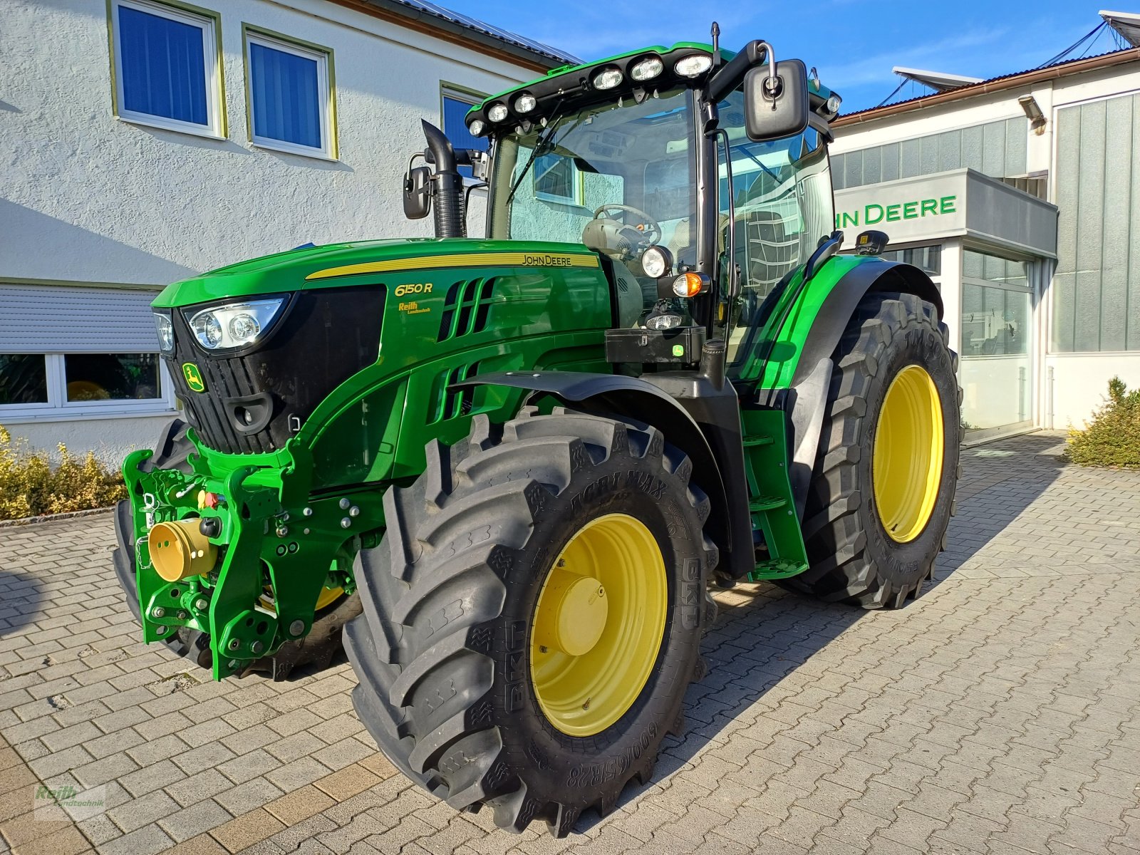 Traktor van het type John Deere 6150R, Gebrauchtmaschine in Wolnzach (Foto 3)