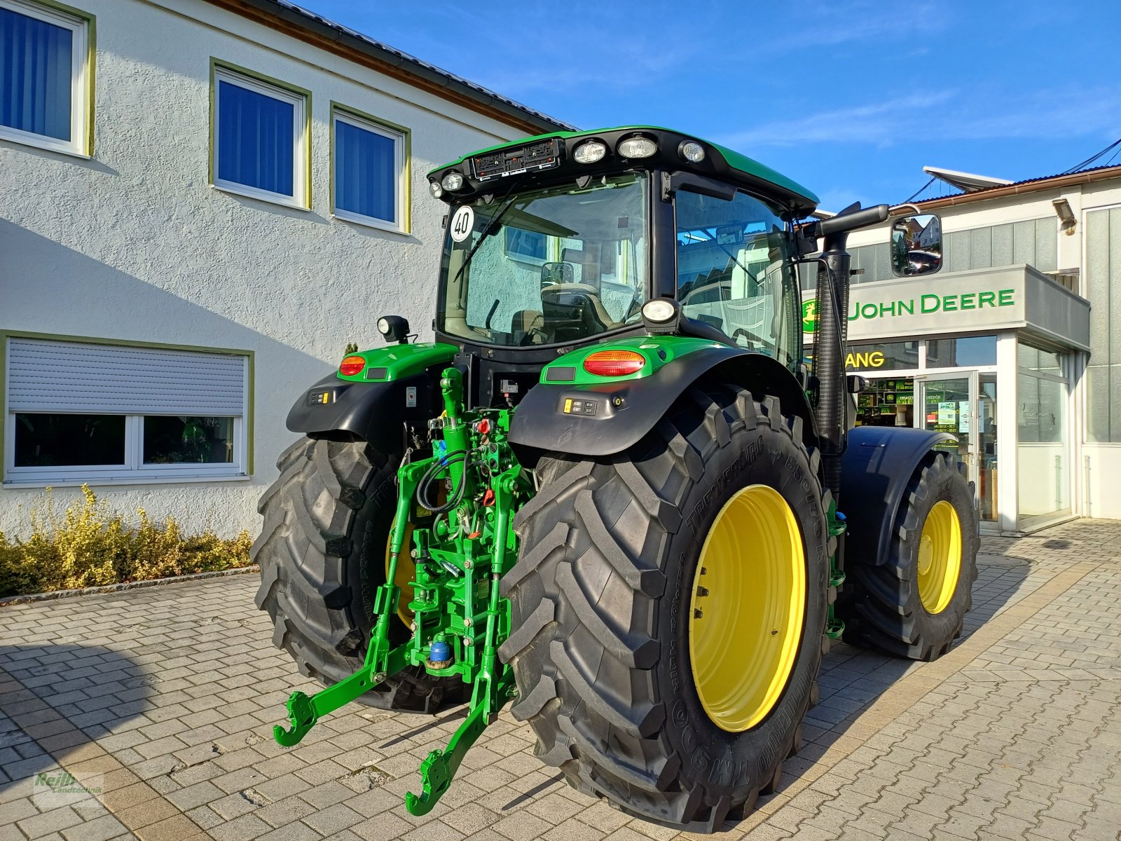 Traktor van het type John Deere 6150R, Gebrauchtmaschine in Wolnzach (Foto 8)