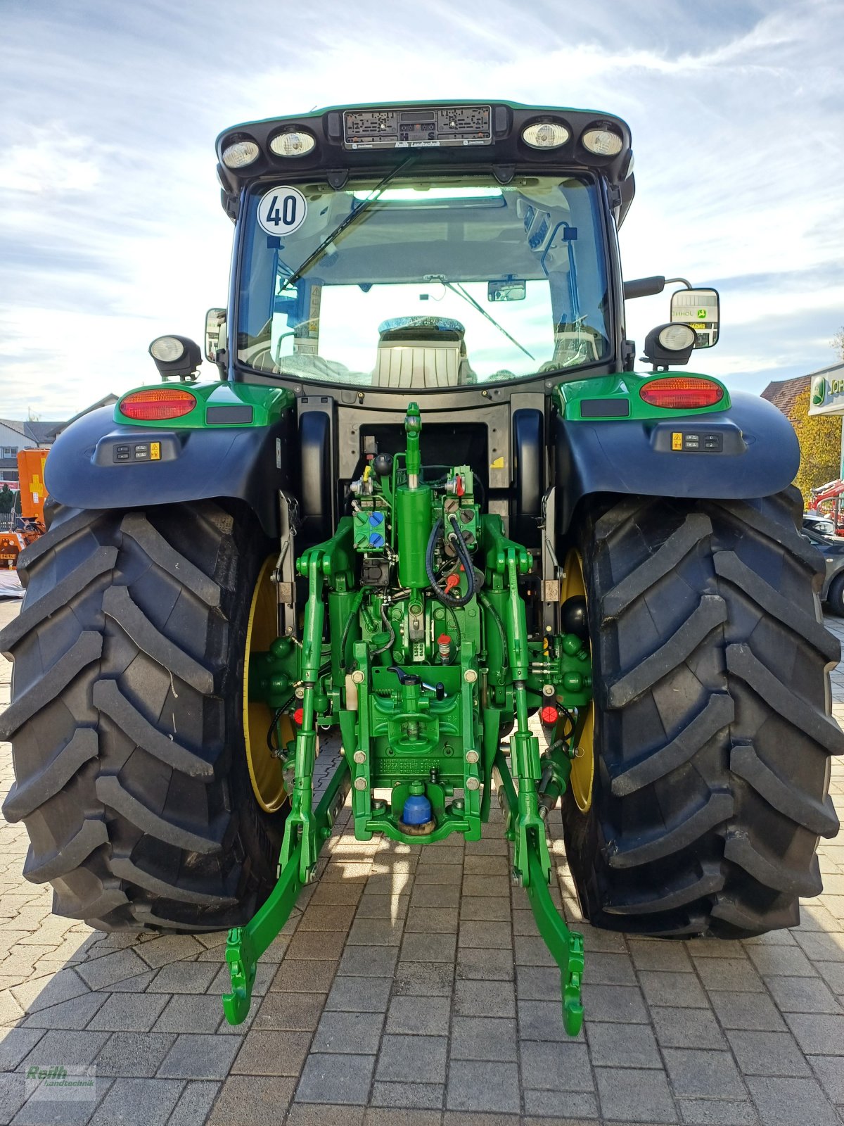 Traktor van het type John Deere 6150R, Gebrauchtmaschine in Wolnzach (Foto 12)