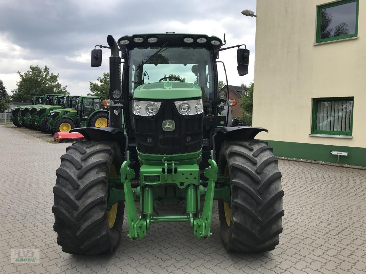 Traktor от тип John Deere 6150R, Gebrauchtmaschine в Alt-Mölln (Снимка 3)