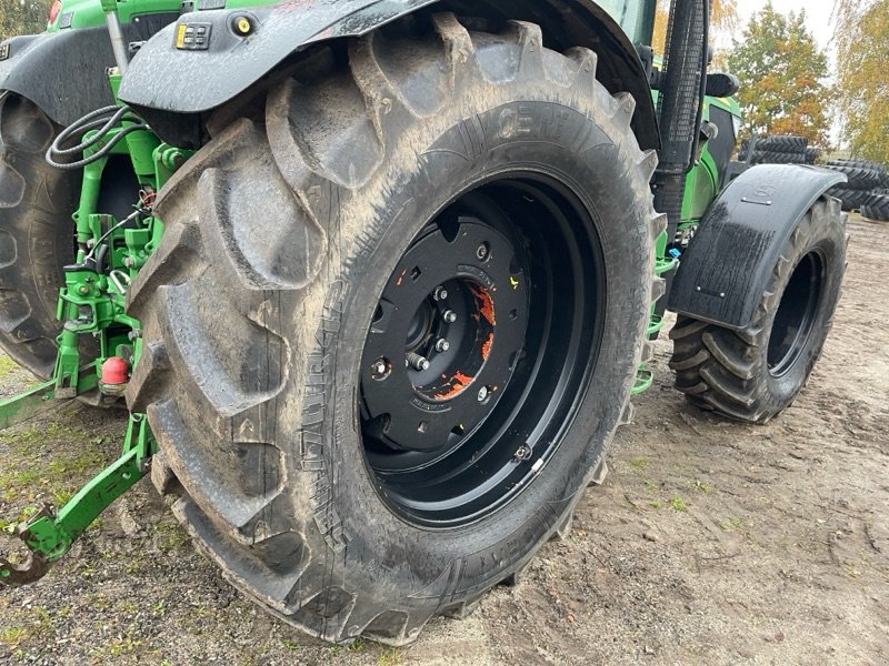 Traktor от тип John Deere 6150R, Gebrauchtmaschine в Marxen (Снимка 12)