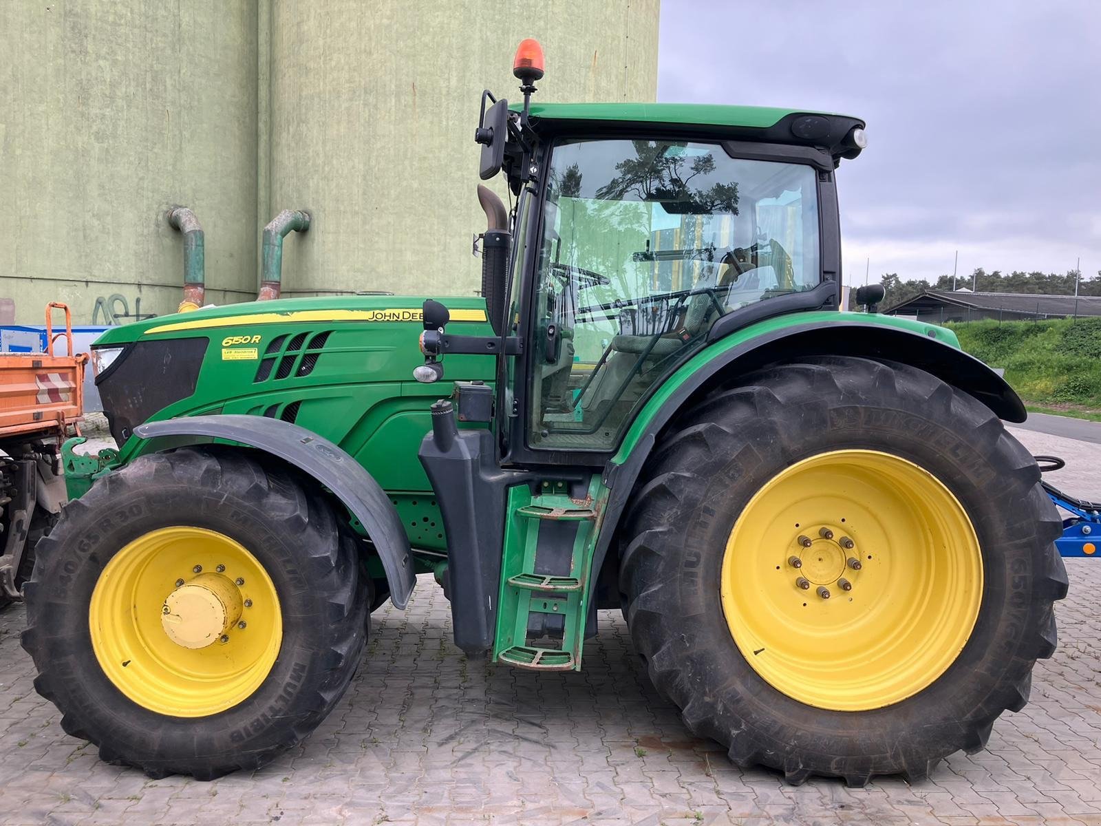 Traktor del tipo John Deere 6150R, Gebrauchtmaschine en Hillerse (Imagen 1)