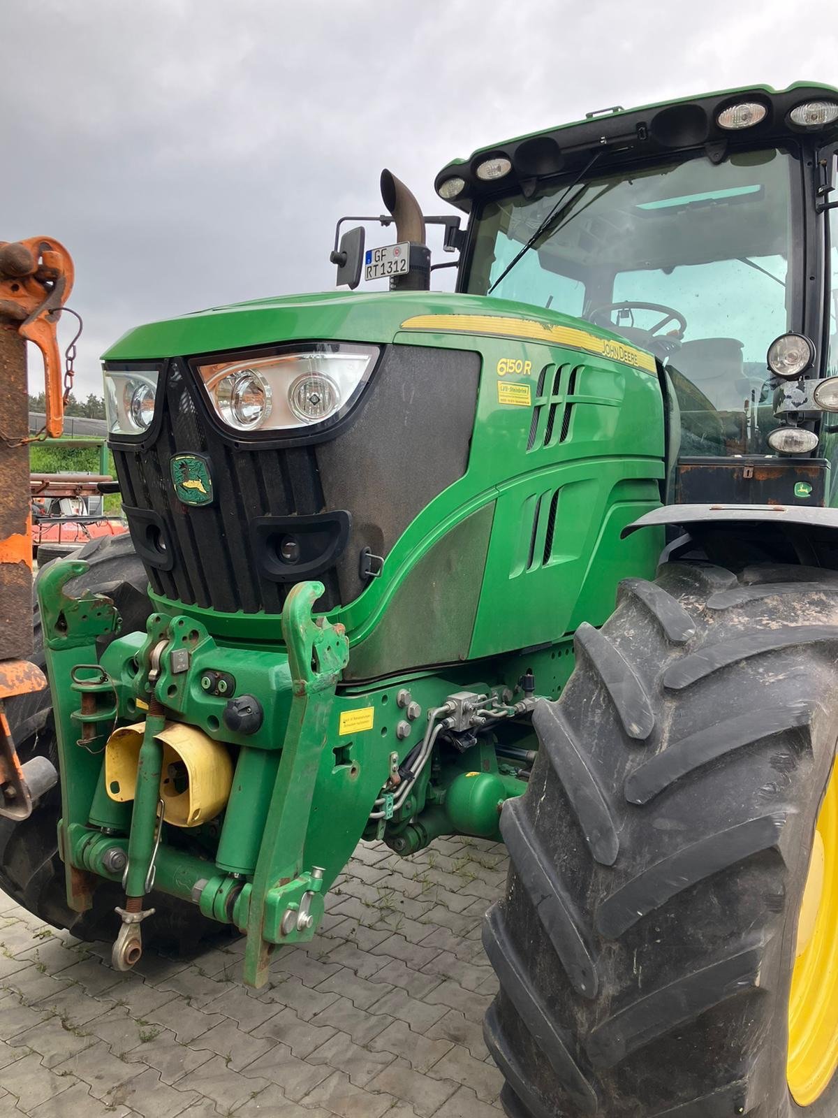 Traktor typu John Deere 6150R, Gebrauchtmaschine w Hillerse (Zdjęcie 3)