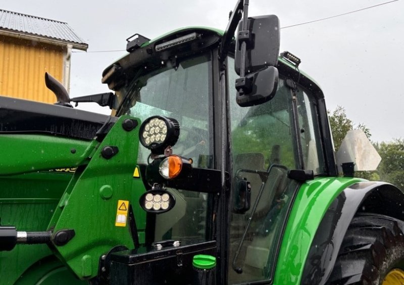 Traktor του τύπου John Deere 6155M Med frontlæsser, frontlift og evt GPS anlæg, Gebrauchtmaschine σε Lintrup (Φωτογραφία 4)