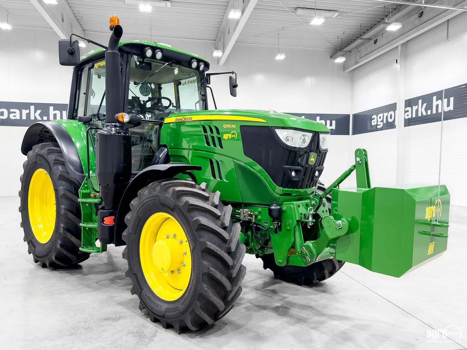 Traktor типа John Deere 6155M TLS, Gebrauchtmaschine в Csengele (Фотография 2)