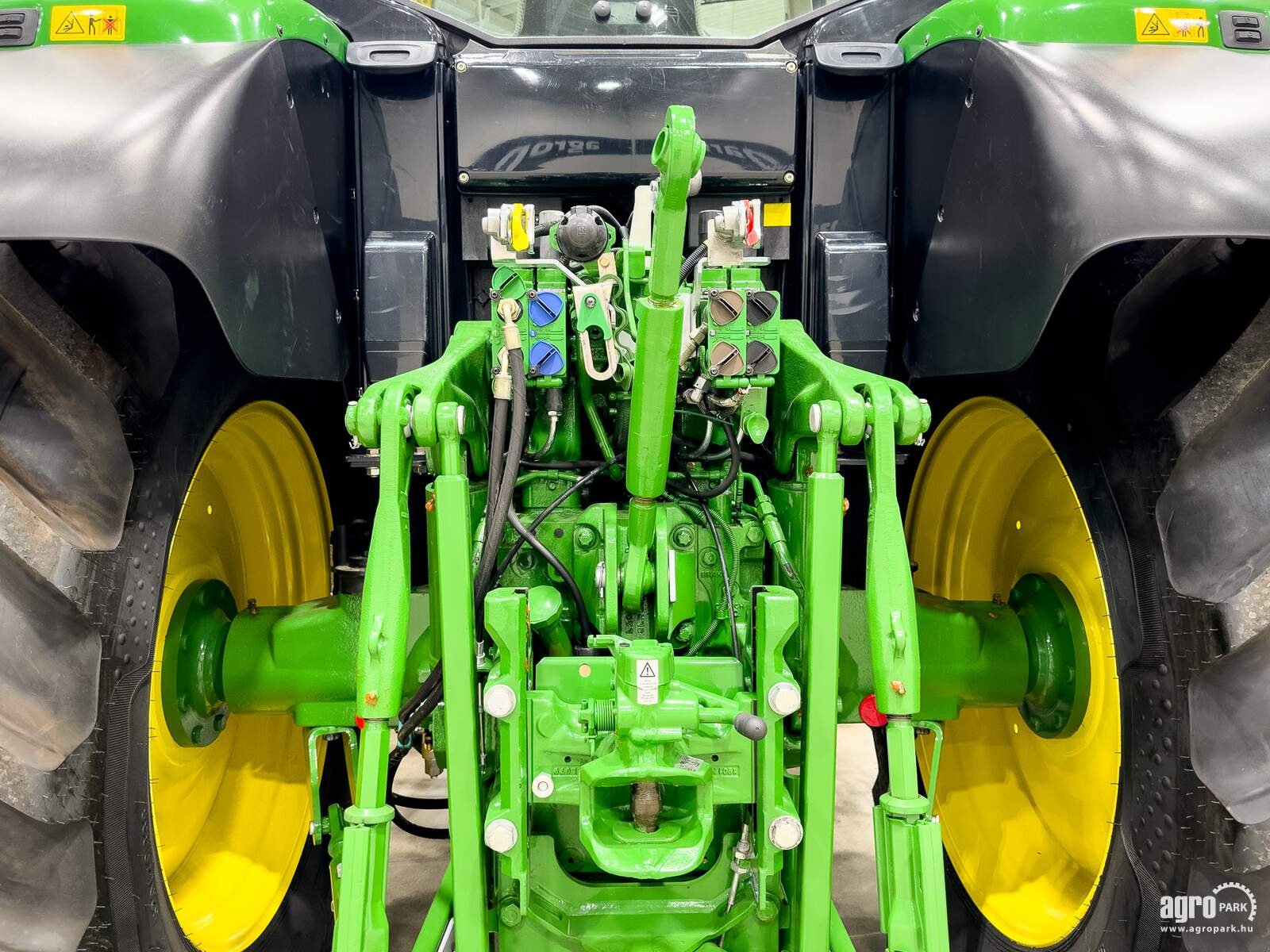 Traktor of the type John Deere 6155M TLS, Gebrauchtmaschine in Csengele (Picture 7)