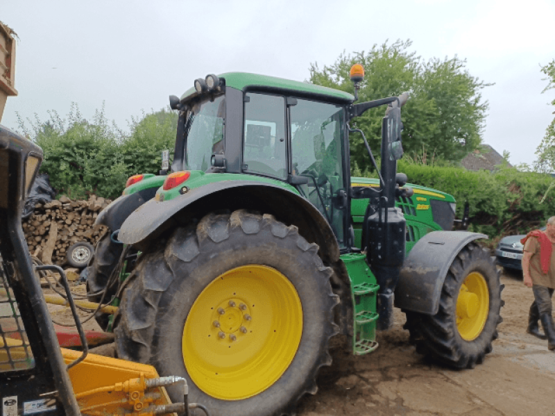 Traktor typu John Deere 6155M, Gebrauchtmaschine w Wargnies Le Grand (Zdjęcie 2)